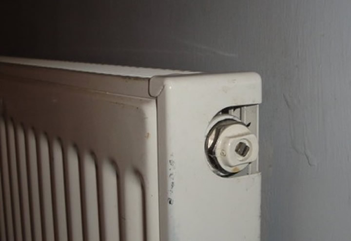 Radiator_air_vent_plug